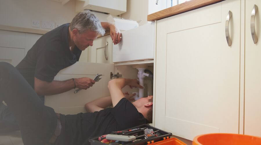 Best Plumber in Amelia, LA